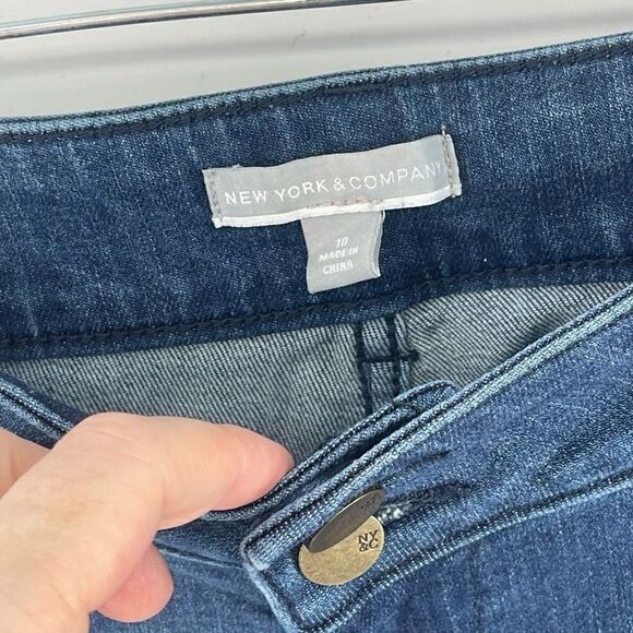 New York & Company patchwork boho stretch skinny jeans denim 10 EUC - Picture 2 of 11